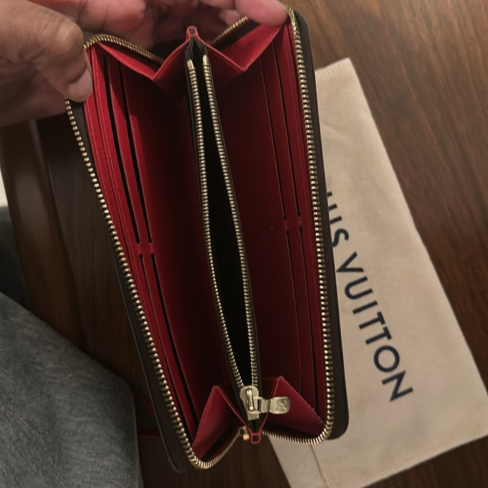 Louis Vuitton Clémence Wallet (like new w/ box) - Picture 7 of 15